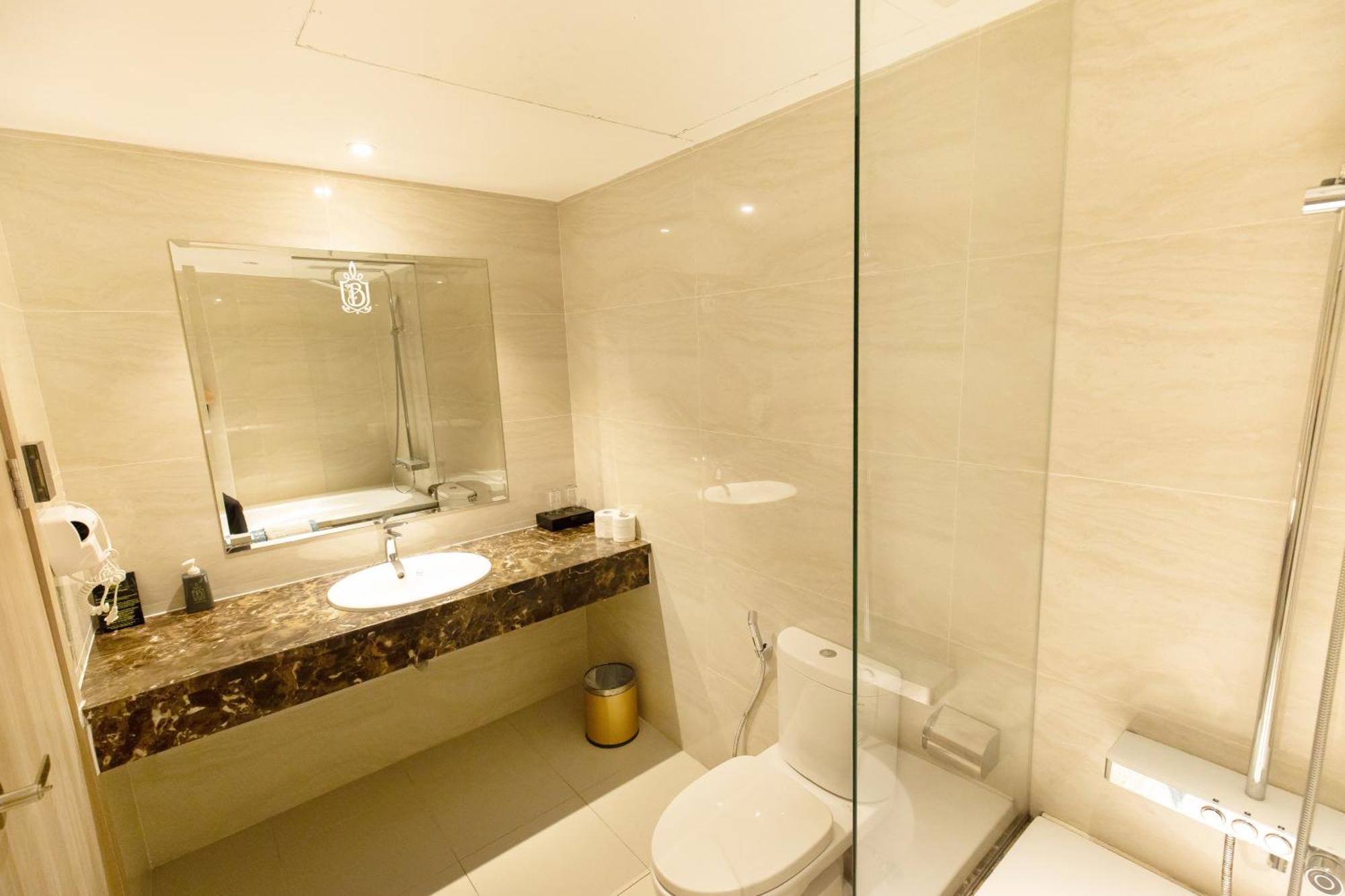 Nicecy Suite Hotel & Spa Ho-Chi-Minh-Stadt Exterior foto