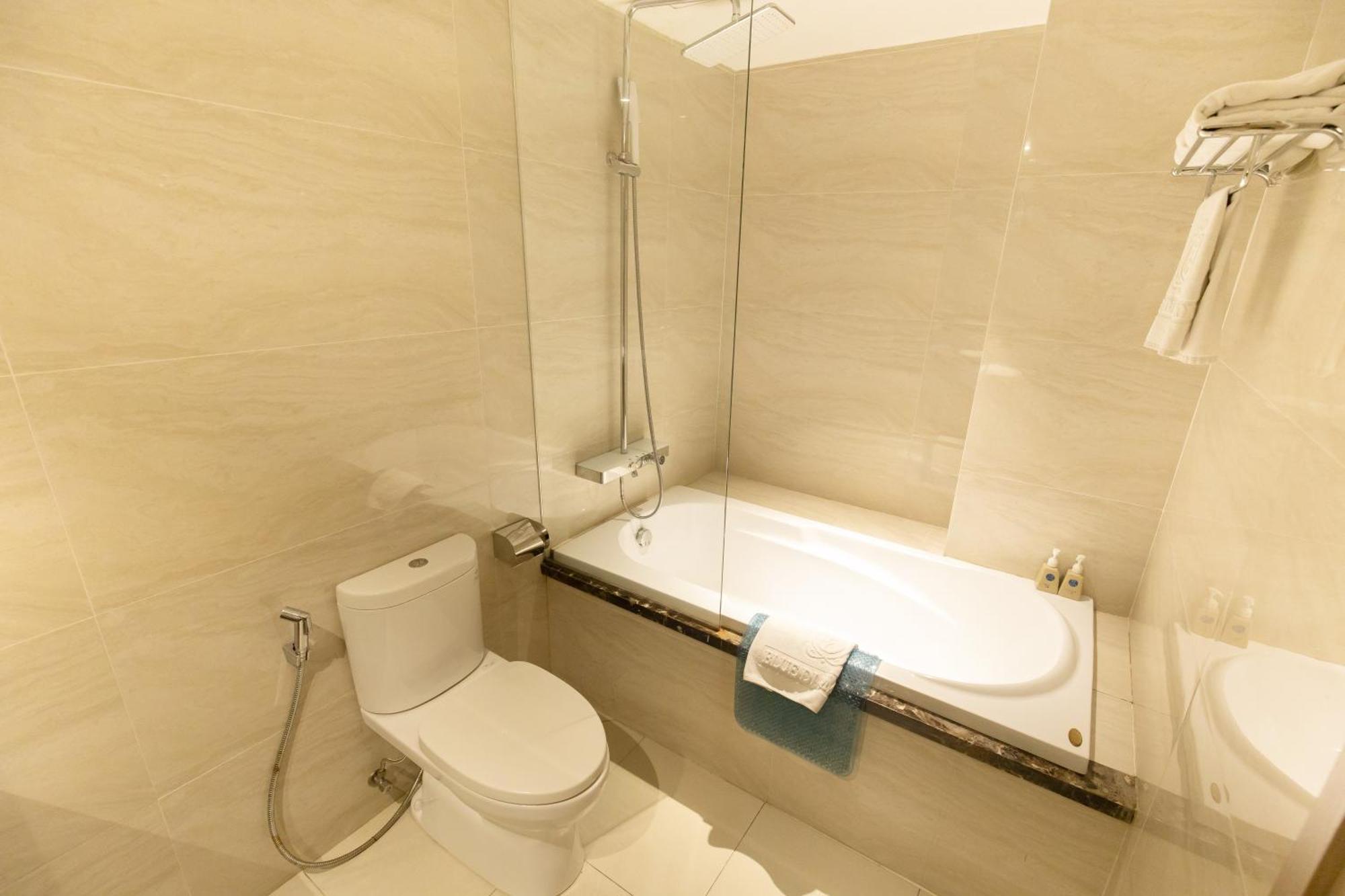 Nicecy Suite Hotel & Spa Ho-Chi-Minh-Stadt Exterior foto