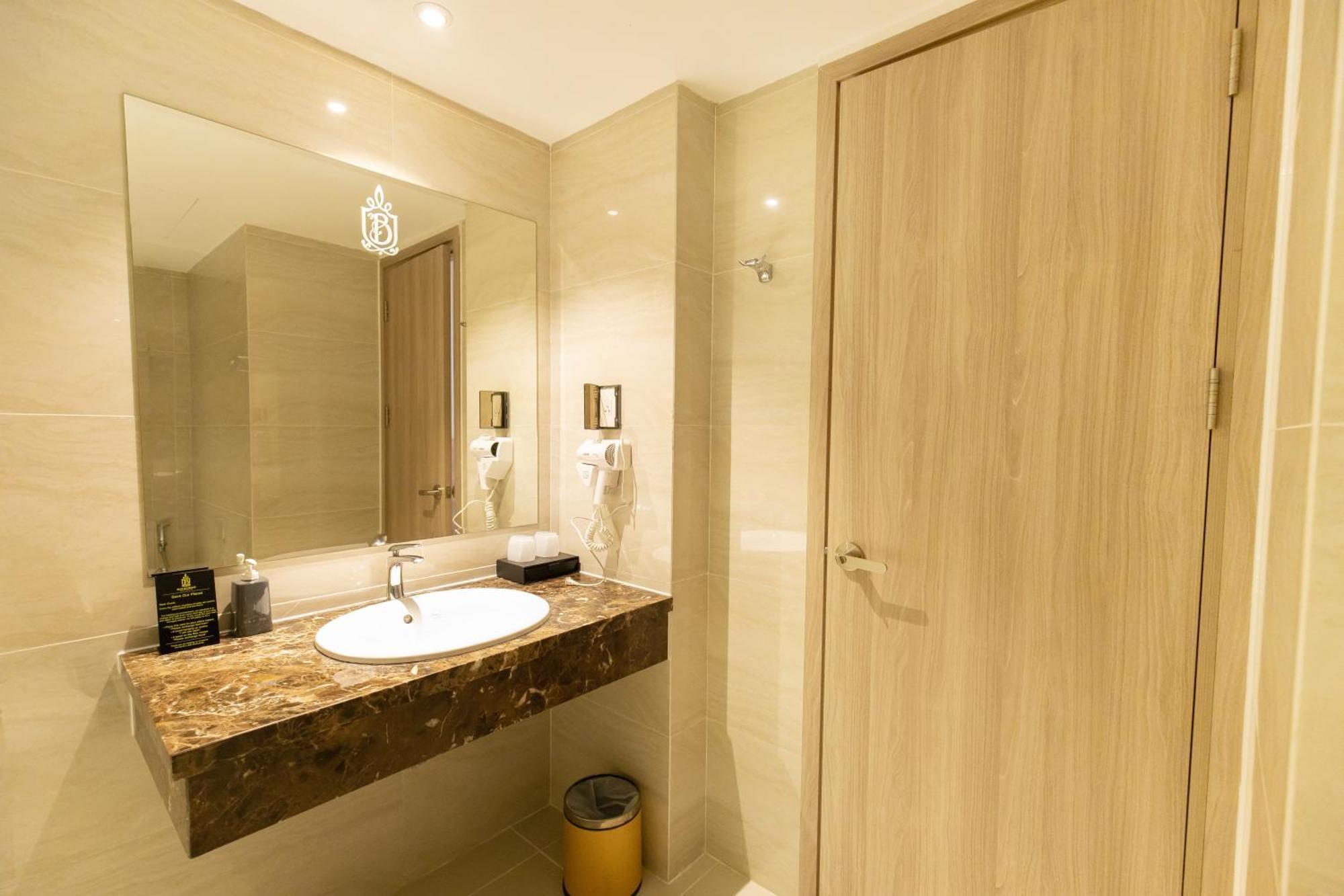 Nicecy Suite Hotel & Spa Ho-Chi-Minh-Stadt Exterior foto